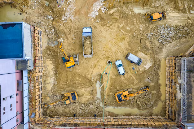 materiel construction lourd travaillant chantier construction vue aerienne du drone 928167 1740